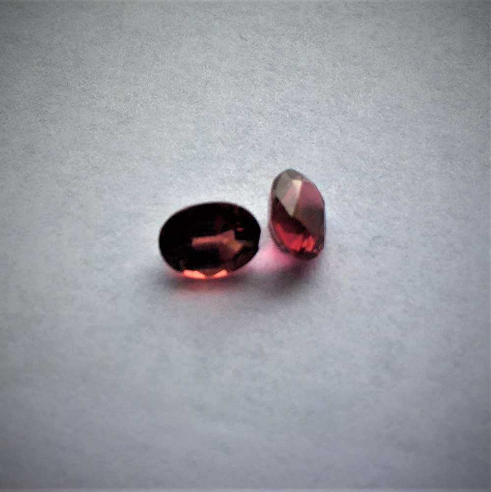 Garnet Rhodolite Oval pair, Faceted, 7x5 mm, 2 carats total, Purple-Red Gemstones, Natural, January birthstone - Image 5