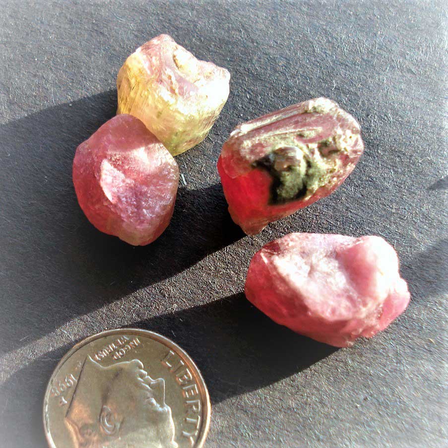 Tourmaline Crystals, 4 Pink Red Pieces, Afghanistan 1980's 58cts, 13mm to 18mm long, Watermelon - Image 3