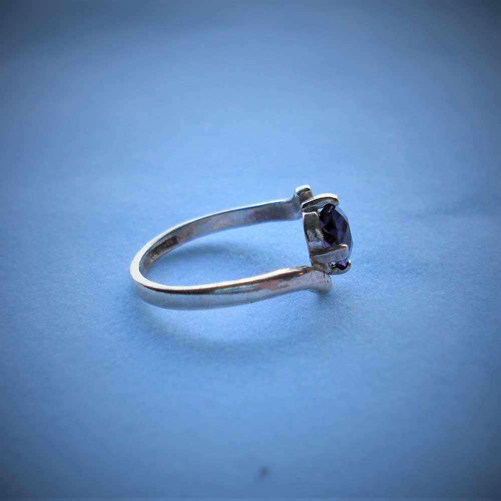 Amethyst Oval Sterling Silver Ring Size 4.75 Faceted 8x6mm Vintage Purple Gemstone Jewelry hand made February Birthstone - Image 5