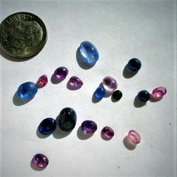 Sapphire Fancy Cut Cabochons 17 pcs. 11.30 cts Vintage Jewelers Parcel Pink Blue Corundum Healing Stones Gemstones September Birthstone - Image 3