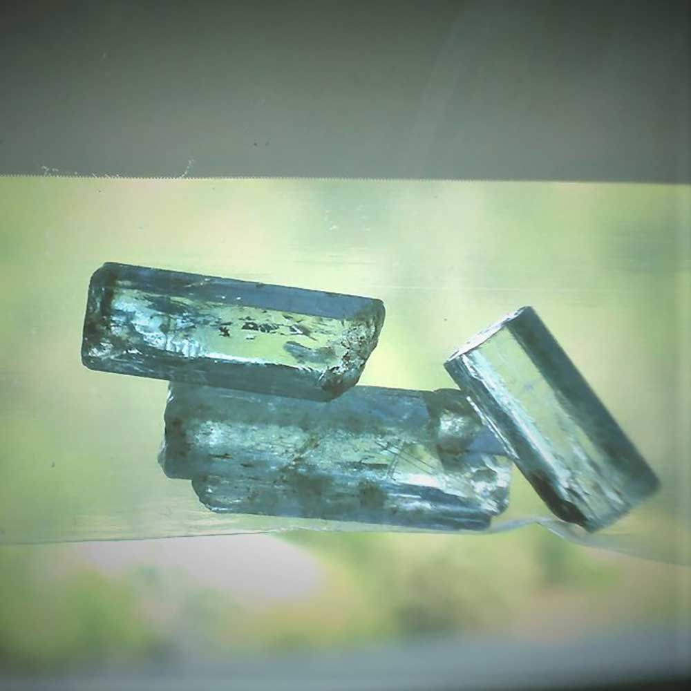 Aquamarine Crystals, 3 Pieces Nigerian 1980's, 20.85cts, 14,18,22mm long - Image 3