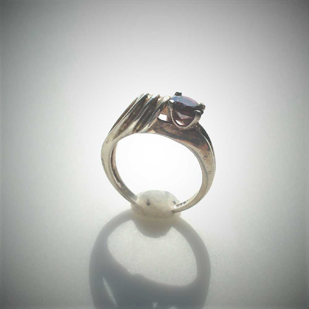 Garnet Sterling Silver Ring Size 6.25 Faceted 6mm Round Red Gemstone Vintage Jewelry hand made January Birthstone - Image 3