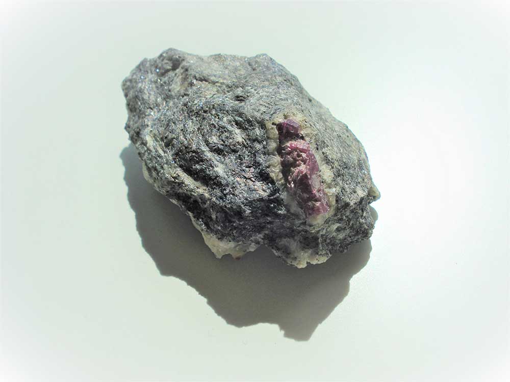 Ruby Crystals in Matrix 88gm Mineral Specimen- Mysore, India 1980s Corundum collectible raw crystal - Image 2
