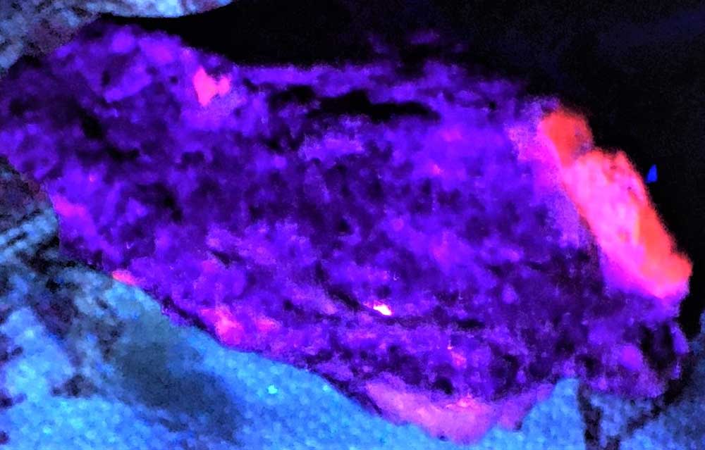 Ruby Crystals in Matrix 88gm Mineral Specimen- Mysore, India 1980s Corundum collectible raw crystal - Image 7