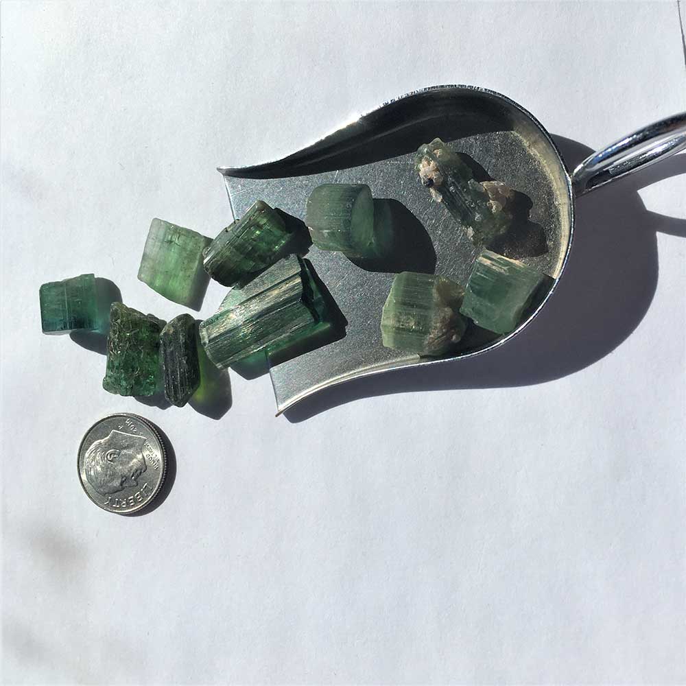 Tourmaline Crystals, 10 pieces, 84.7cts, Green, Bicolor, Watermelon, 10 to 21mm long, Afghanistan 1980's - Image 4