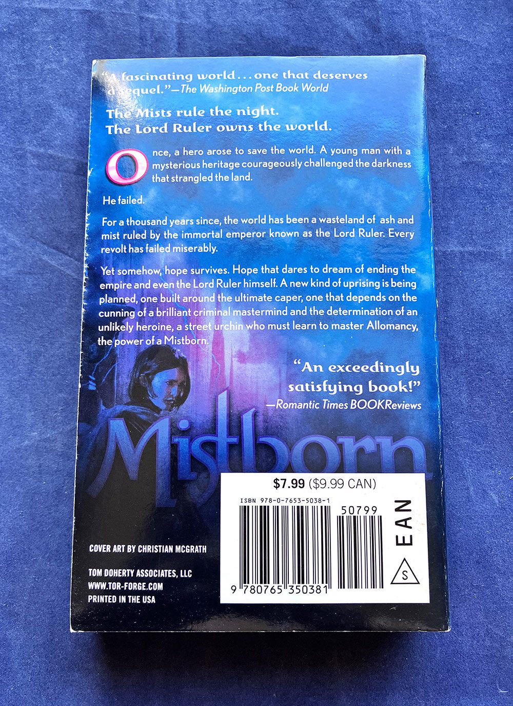 Mistborn Trilogy Boxed Set (Mistborn, The Hero of Ages, & The Well of Ascension) by Brandon Sanderson - Image 3